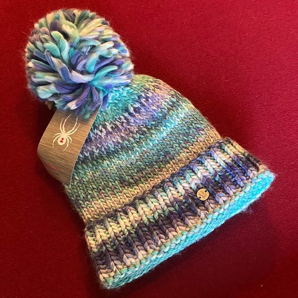 Spyder Accessories - NWT Spyder Snow Hat w PomPom